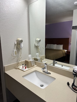 Room, 2 Queen Beds, Non Smoking (Pet Friendly)