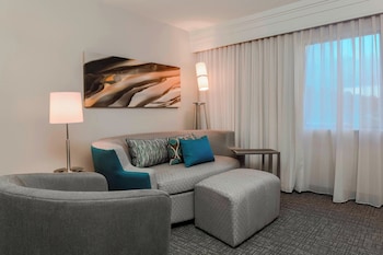 Executive Room, 1 King Bed with Sofa bed