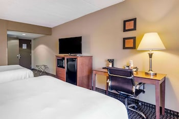 Room, 2 Queen Beds, Accessible, Non Smoking