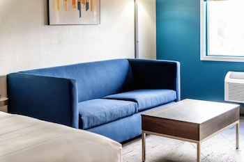 Suite, 1 King Bed