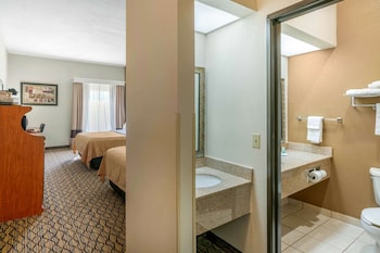 Standard Room, 2 Queen Beds, Non Smoking