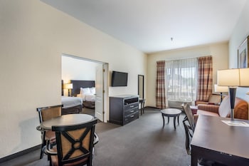 Suite, Multiple Beds, Non Smoking