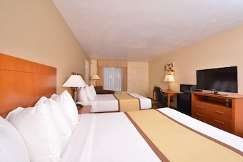 Standard Room, 2 Queen Beds, Non Smoking