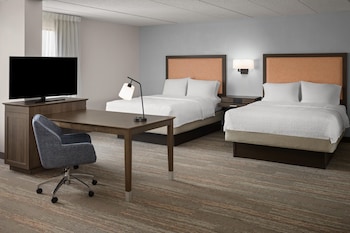 Room, Multiple Beds