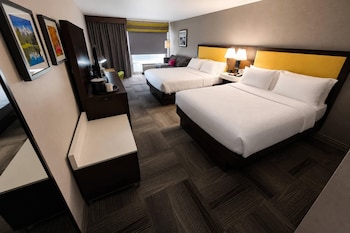 Standard Room, Multiple Beds, Non Smoking
