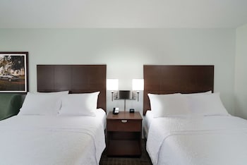 Room, 2 Queen Beds, Non Smoking