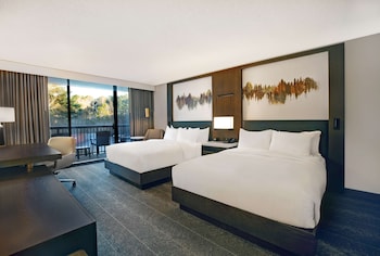 Room, 2 Queen Beds, Non Smoking