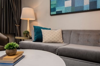 Suite, 1 King Bed with Sofa bed (Hospitality Suite)