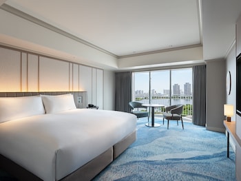 Deluxe Plus King Room - Non-Smoking - 40sqm - Renovated Room