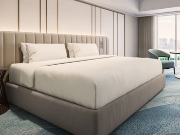 Deluxe Plus King Room - Non-Smoking - 40sqm - Renovated Room