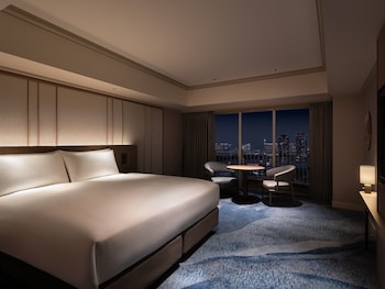Deluxe Plus King Room - Non-Smoking - 40sqm - Renovated Room