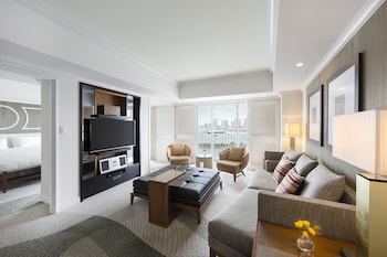 Twin One-Bedroom Suite Non-Smoking 80sqm Rainbow bridge and Tokyo Tower View Executive Lounge Access