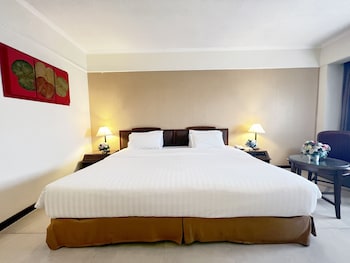 Superior Room, 1 King Bed