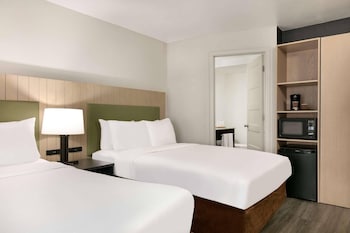 Room, 2 Double Beds, Non Smoking (Pet Friendly)