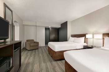 Studio Suite, 2 Double Beds, Non Smoking
