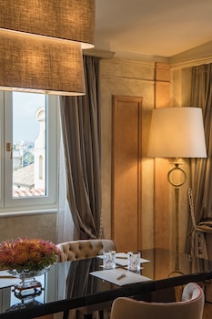 Roman Dream Suite