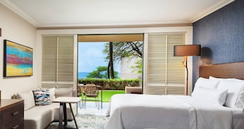Guest room, 2 Queen, Partial Ocean View