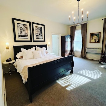 Superior Suite, Ensuite (Harper - Guest Suite)
