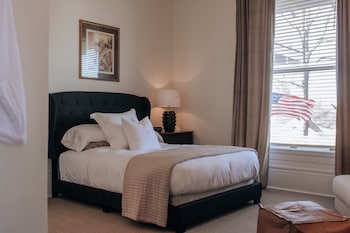 Exclusive Single Room, Ensuite (Jackson - Guest Suite)