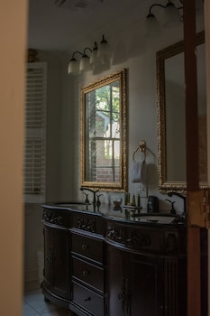 Superior Studio, Ensuite (Waldron - Premium Suite )