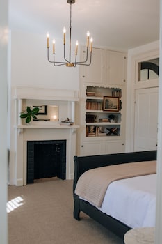 Superior Suite, Ensuite (Harper - Guest Suite)