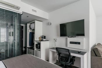 Family Room (Comfort)