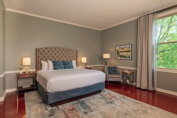 Traditional King Room