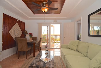 Cottage, Bay View (Montego Bay Room)