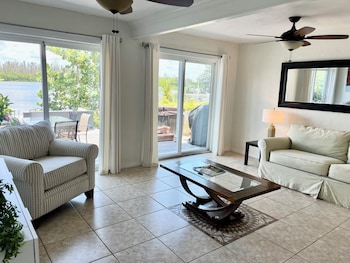 Townhome, 2 Bedrooms, Bay View