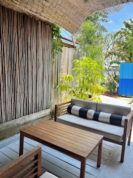 Cottage, Hot Tub, Bay View (Hibiscus Room)
