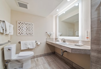 Standard Room, 2 Queen Beds, Accessible