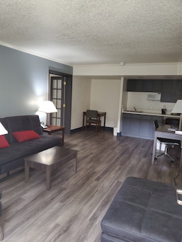 Deluxe Suite, 1 Bedroom, Non Smoking (1 King bed)