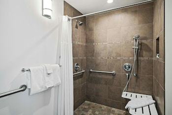 Room, 1 King Bed, Accessible