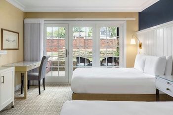 Room, 2 Queen Beds, Balcony, City View