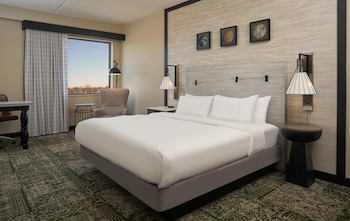 Room, 1 King Bed, Mobility Accessible