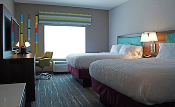 Room, 2 Queen Beds, Accessible, Bathtub