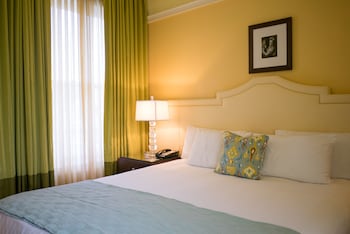 Premium Room, 2 Queen Beds, Accessible
