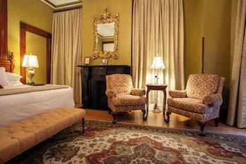Luxury Room, 1 King Bed (John Wesley)