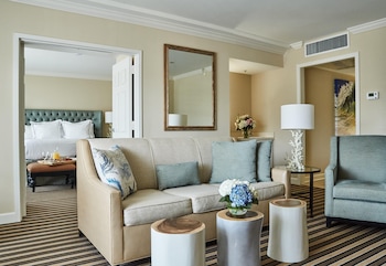 Junior Suite (Boardwalk Inn)