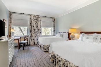 Deluxe Room, 2 Double Beds, Accessible