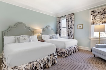 Luxury Suite (Landmark)