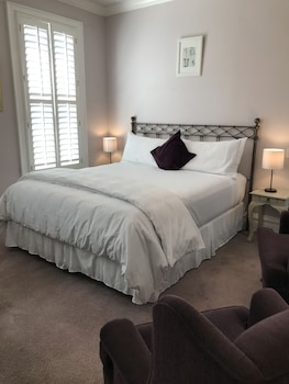 Room, 1 King Bed, Fireplace(Tessa)