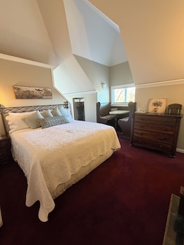 Suite, Balcony (Turret Suite: 2 rooms)