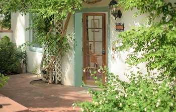 Courtyard Suite