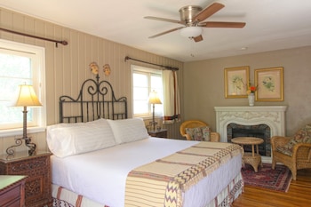 Hideaway Room
