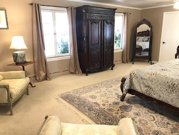 Premium Suite