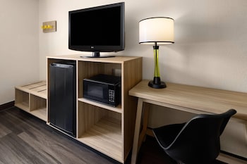 Room, 1 Queen Bed, Accessible, Non Smoking (Mobillity)