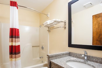Deluxe Room, 1 King Bed (Smoke Free)