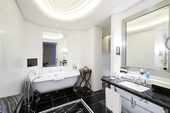 One Bedroom Suite