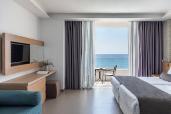 Deluxe Double or Twin Room, Sea View